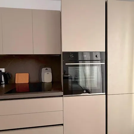 Appartamento Stylish 2 Bedroom With Hot Tub And Terrace -
