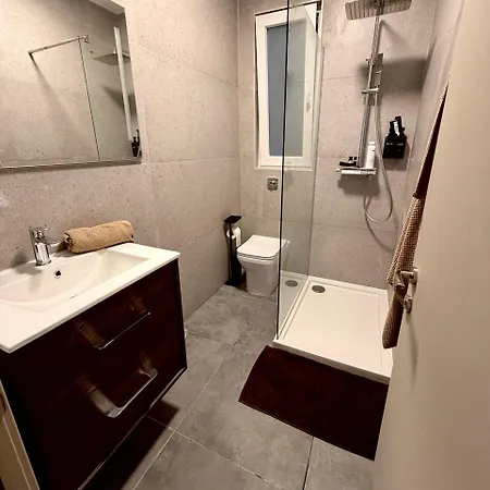 Appartamento Stylish 2 Bedroom With Hot Tub And Terrace - *
